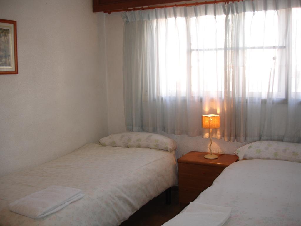 Las Palmeras - Zand Properties Benidorm Habitación foto